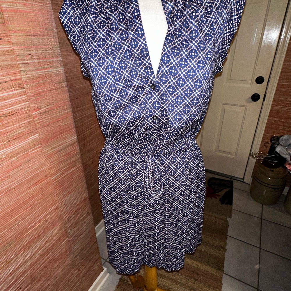 Loft dress - Picture 1 of 4